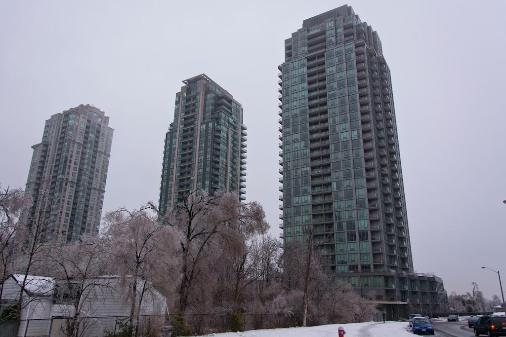 Maplewood Furnished Suites 密西沙加 外观 照片