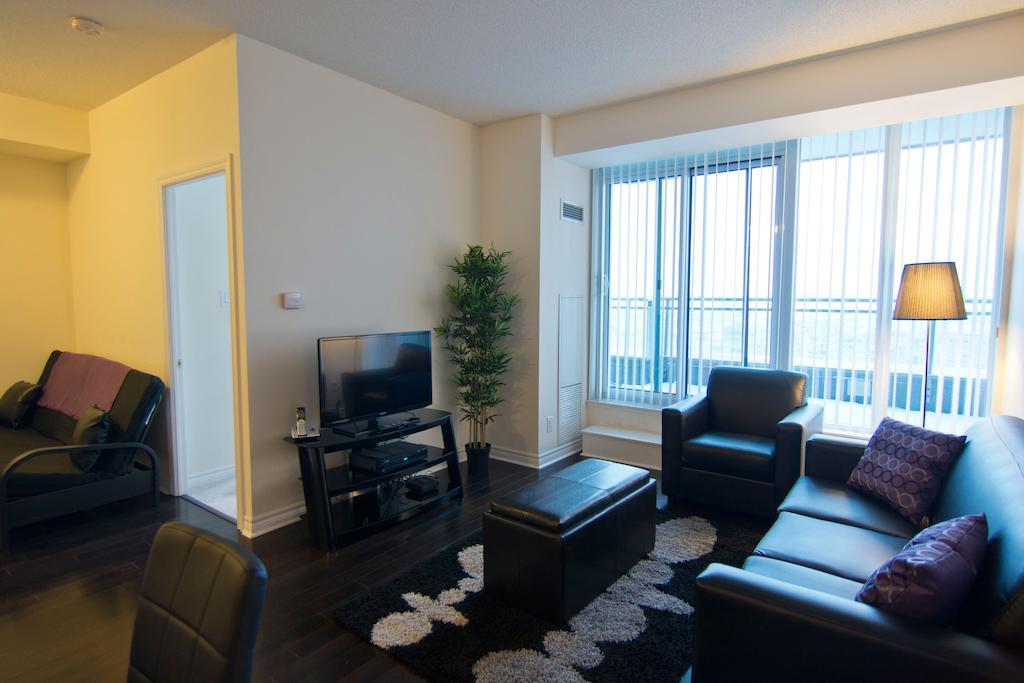 Maplewood Furnished Suites 密西沙加 外观 照片