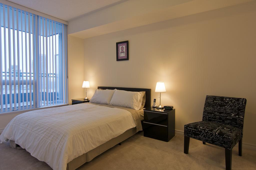 Maplewood Furnished Suites 密西沙加 外观 照片