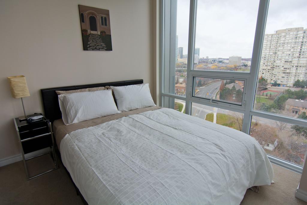 Maplewood Furnished Suites 密西沙加 外观 照片